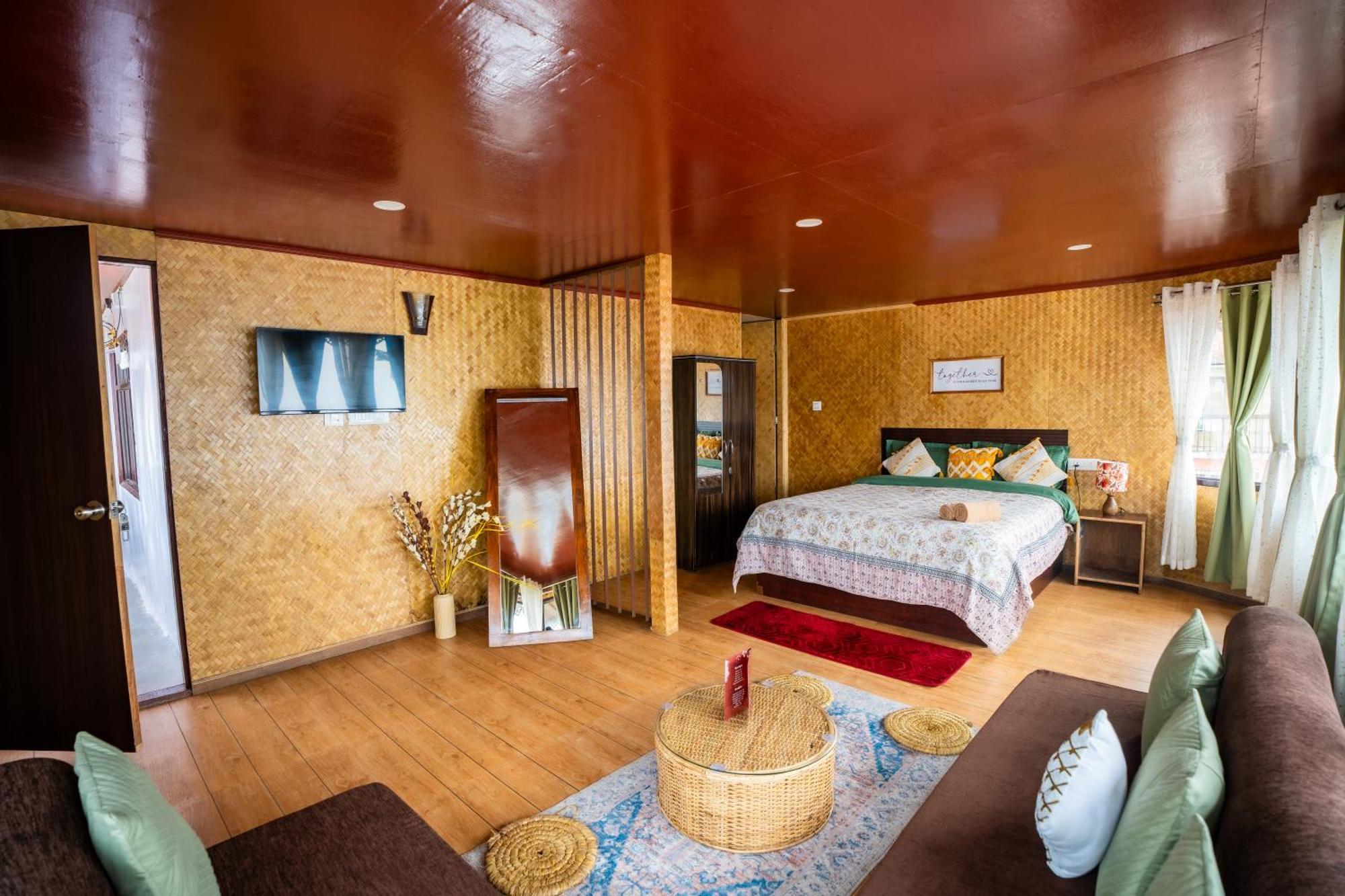 Monratino Himadrie -2 Mins Walk From Mall Road - All Rooms Have Kanchenjunga Mountain View Дарджилинг Экстерьер фото