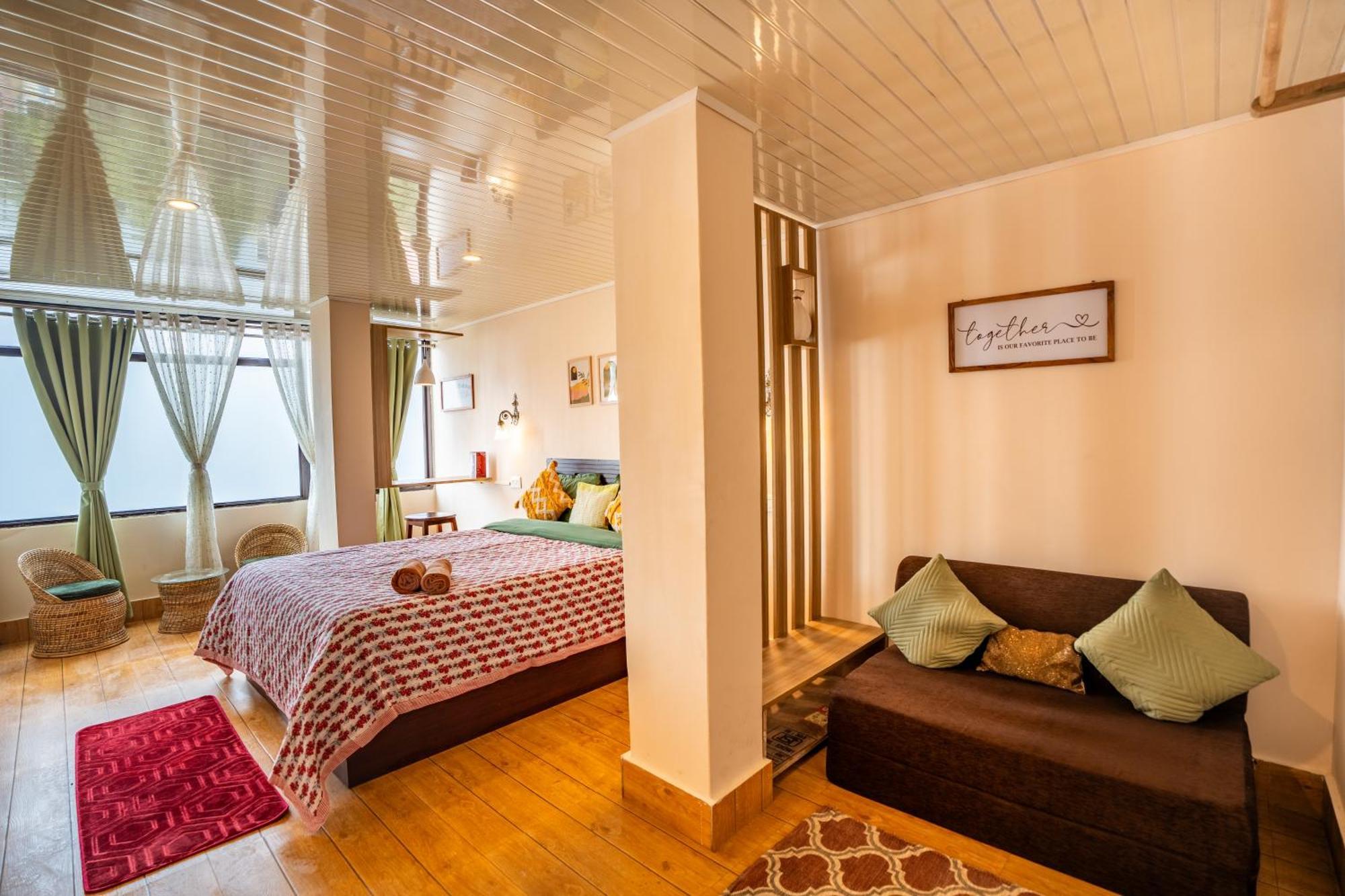 Monratino Himadrie -2 Mins Walk From Mall Road - All Rooms Have Kanchenjunga Mountain View Дарджилинг Экстерьер фото